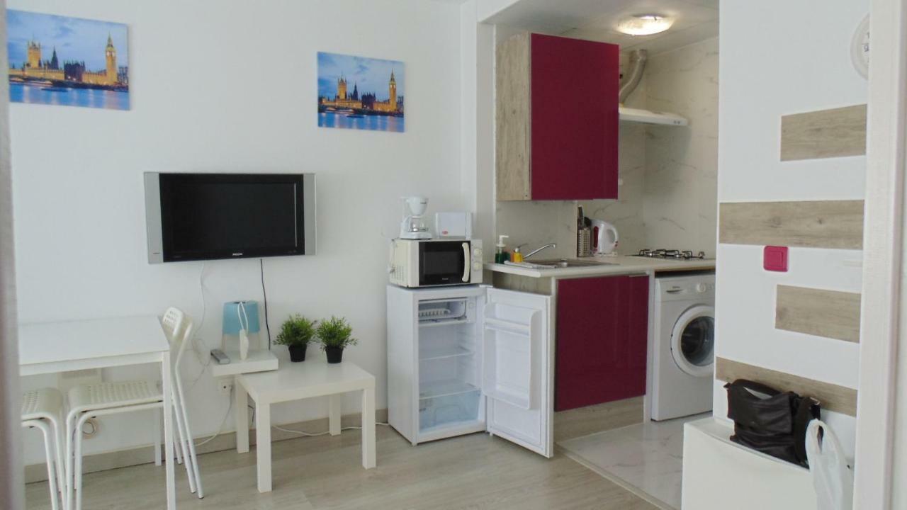 Apartamento En Centro A 150M Del Mar Apolo B Торевьиа Экстерьер фото